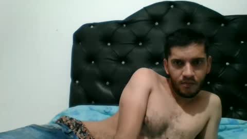 Snapshot of clickeame chatting on 10/22/25, 12:38 clickeame online show from 10/22/25, 12:38