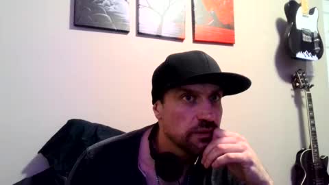 Snapshot of clintwood12 chatting on 12/30/24, 03:14 chad online show from 12/30/24, 03:14