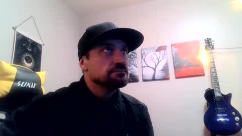 Snapshot of clintwood12 chatting on 01/15/25, 09:24 chad online show from 01/15/25, 09:24