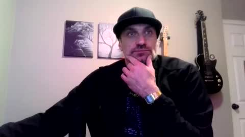 Snapshot of clintwood12 chatting on 02/26/25, 05:53 chad online show from 02/26/25, 05:53