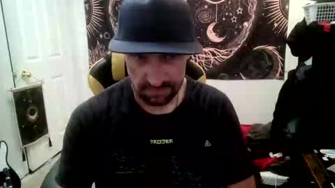 Snapshot of clintwood12 chatting on 09/19/25, 06:30 chad online show from 09/19/25, 06:30