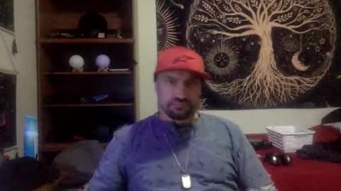 Snapshot of clintwood12 chatting on 10/23/25, 07:29 chad online show from 10/23/25, 07:29