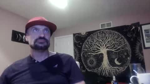 Snapshot of clintwood12 chatting on 06/06/26, 04:28 chad online show from 06/06/26, 04:28