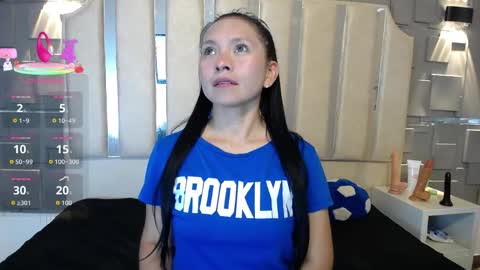 Snapshot of cloe16_ chatting on 05/13/26, 05:43 Cloe online show from 05/13/26, 05:43