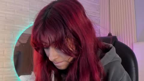 Snapshot of cloe__hills chatting on 12/05/24, 03:28 Cloe online show from 12/05/24, 03:28