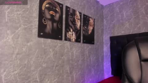 Snapshot of cloe__hills chatting on 02/22/25, 12:19 Cloe online show from 02/22/25, 12:19