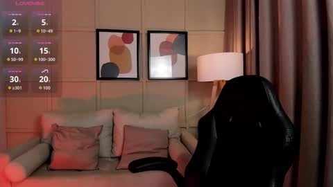 Snapshot of cloe_martinez_ chatting on 02/04/26, 04:18 Cloe online show from 02/04/26, 04:18