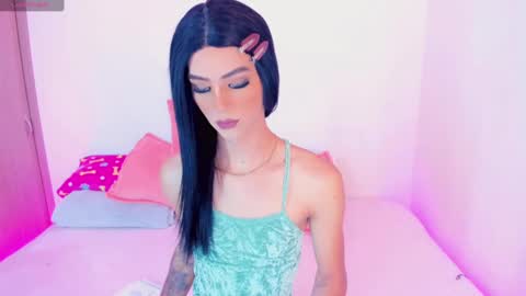 CLOE REMINTON online show from 02/21/25, 06:07