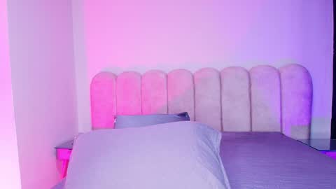 Cloe  Stanfort online show from 12/22/25, 07:11