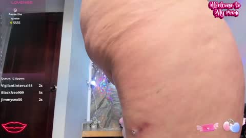 Snapshot of cloee_rabbyt chatting on 01/10/25, 02:55 CLOE online show from 01/10/25, 02:55