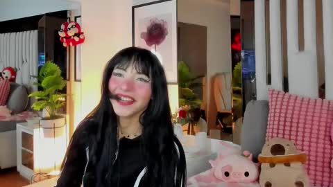 Snapshot of cloeecoopererer chatting on 09/18/25, 02:02 cloeecoopererer online show from 09/18/25, 02:02