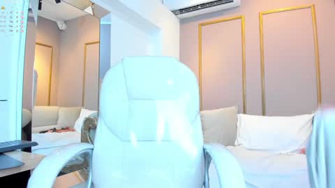 Snapshot of cloehap chatting on 02/08/25, 03:21 Cloe online show from 02/08/25, 03:21