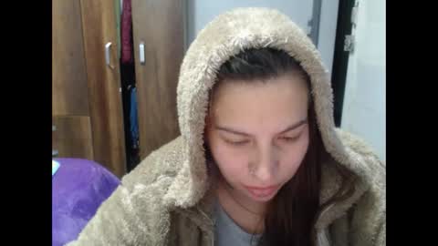 cloepussy online show from 10/23/25, 08:18