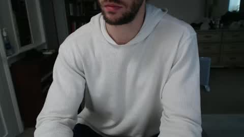 Cloud online show from 12/31/24, 01:41