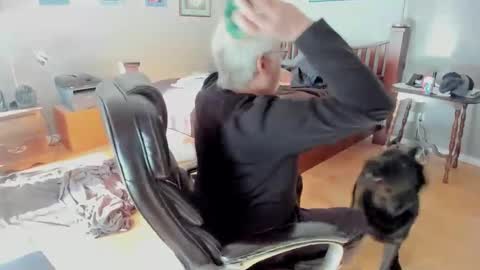 Snapshot of cloudalert62 chatting on 02/05/25, 09:18 cloudalert62 online show from 02/05/25, 09:18