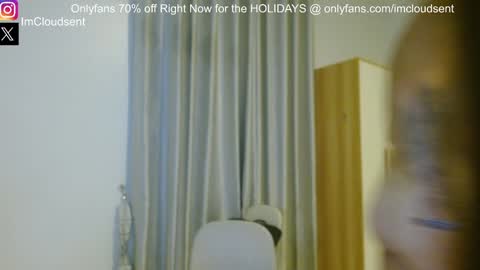 Snapshot of cloudsent chatting on 01/01/25, 02:09  35 videos 50 pictures ---- IGTwitter ImCloudsent online show from 01/01/25, 02:09