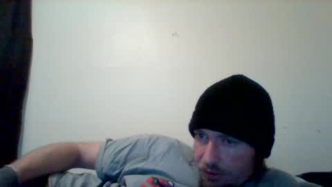cloudyystarr666 online show from 02/04/25, 03:57