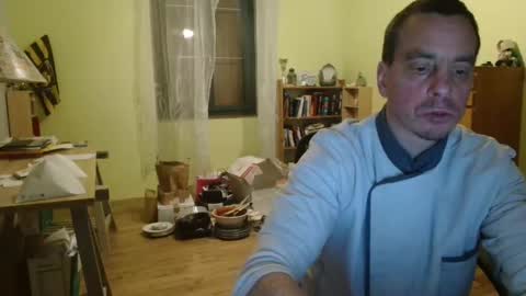 Snapshot of clouplefun chatting on 12/11/24, 04:28 clouplefun online show from 12/11/24, 04:28