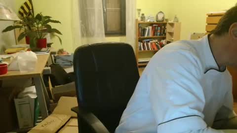 Snapshot of clouplefun chatting on 01/13/25, 05:44 clouplefun online show from 01/13/25, 05:44