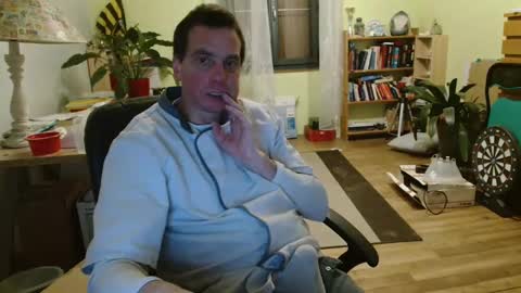 Snapshot of clouplefun chatting on 01/15/25, 06:12 clouplefun online show from 01/15/25, 06:12