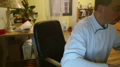 Snapshot of clouplefun chatting on 02/22/25, 06:28 clouplefun online show from 02/22/25, 06:28