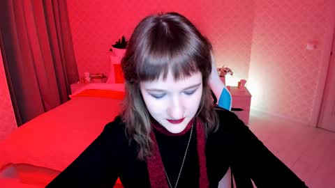 Snapshot of clover_red chatting on 12/24/24, 02:54 Clover follow me online show from 12/24/24, 02:54