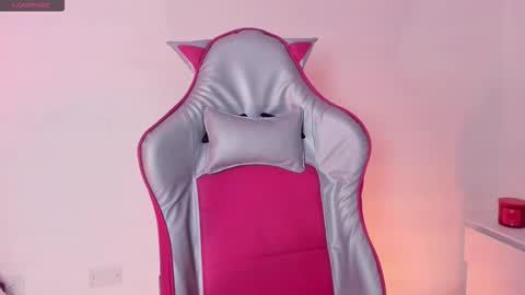 Chloe  online show from 11/06/25, 01:01