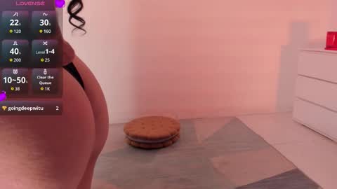 Chloe  online show from 11/13/25, 04:39