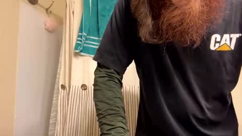 Snapshot of cloverboy1988 chatting on 01/22/25, 11:45 cloverboy1988 online show from 01/22/25, 11:45