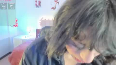 Snapshot of clown_face chatting on 06/20/26, 03:20 emely dolce online show from 06/20/26, 03:20