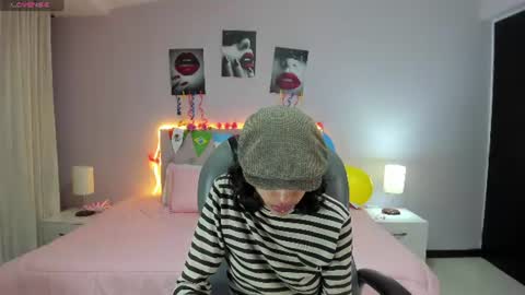 Snapshot of clown_face chatting on 06/21/26, 03:31 emely dolce online show from 06/21/26, 03:31