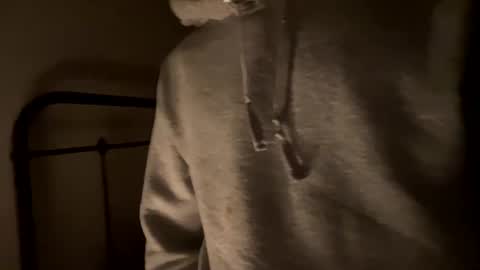 Snapshot of clt789 chatting on 12/11/24, 03:45 clt789 online show from 12/11/24, 03:45