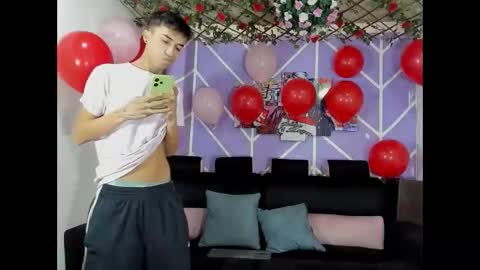 Snapshot of club_latinboys chatting on 02/14/26, 01:52 club_latinboys online show from 02/14/26, 01:52