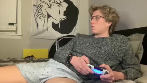 Snapshot of clydeaustin chatting on 12/03/24, 03:41 Clyde Austin online show from 12/03/24, 03:41