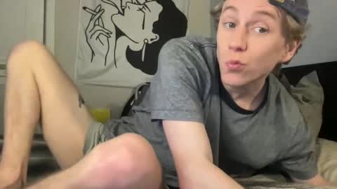 Snapshot of clydeaustin chatting on 02/23/25, 03:02 Clyde Austin online show from 02/23/25, 03:02