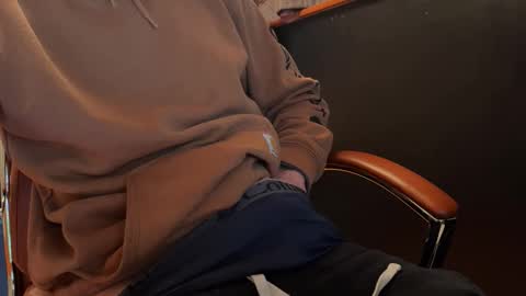 Snapshot of cmart2023 chatting on 12/05/25, 02:53 cmart2023 online show from 12/05/25, 02:53