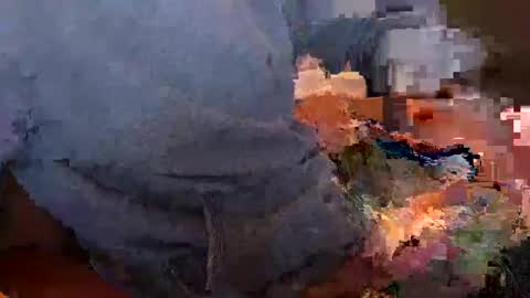 Snapshot of cmart2023 chatting on 12/17/25, 06:36 cmart2023 online show from 12/17/25, 06:36