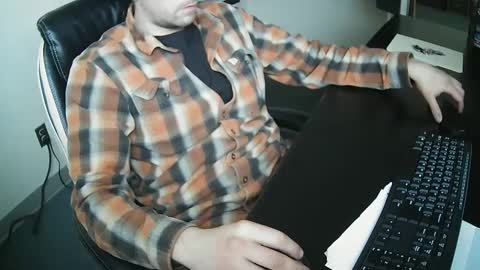 Snapshot of coaltrane chatting on 02/19/25, 07:16 Coaltrane online show from 02/19/25, 07:16