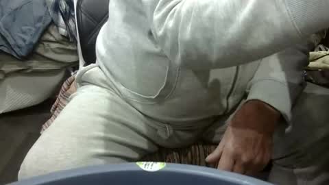 Snapshot of coaste1 chatting on 09/27/25, 10:59 Coaste online show from 09/27/25, 10:59