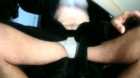 Snapshot of cockneegeezer chatting on 01/18/25, 06:56 Ask me online show from 01/18/25, 06:56