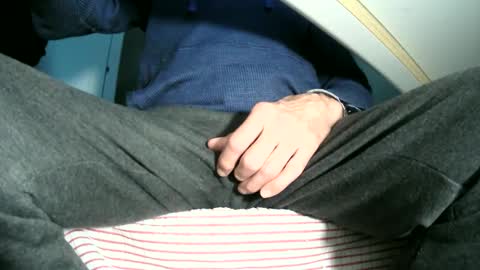 Snapshot of cockneegeezer chatting on 03/08/25, 10:02 Ask me online show from 03/08/25, 10:02