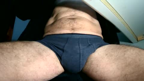 Snapshot of cockneegeezer chatting on 09/25/25, 04:49 Ask me online show from 09/25/25, 04:49