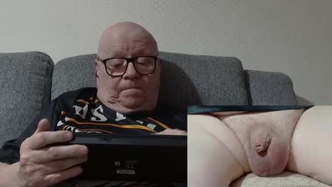 Charlie. online show from 02/18/26, 01:12