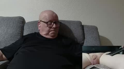 Charlie. online show from 03/25/26, 02:06