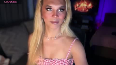 Snapshot of cockprincess_dianna chatting on 07/13/26, 04:37 PrincessDianna IslandGirl CUMSHOW in PVT and PASSWORDSHOW online show from 07/13/26, 04:37