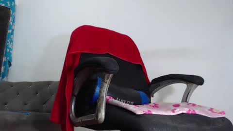 Snapshot of coco1269hard chatting on 01/20/25, 08:18 Joker Big dick online show from 01/20/25, 08:18