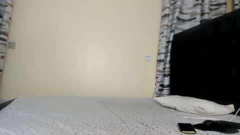 coco_leila online show from 01/26/25, 08:25