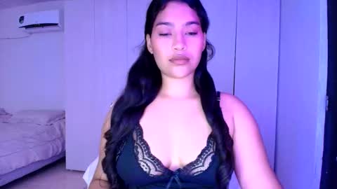 cocoa886863 online show from 11/05/25, 12:10