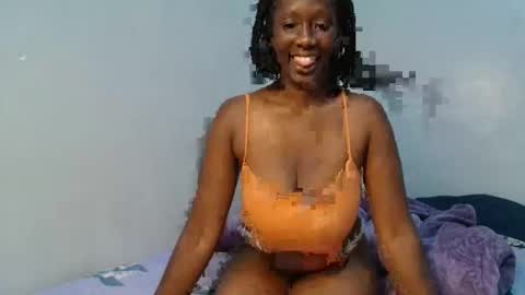 cocoalush9819 online show from 12/03/25, 06:17