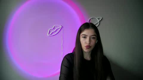 Snapshot of cocoberry1 chatting on 11/30/25, 11:14 cocoberry1 online show from 11/30/25, 11:14